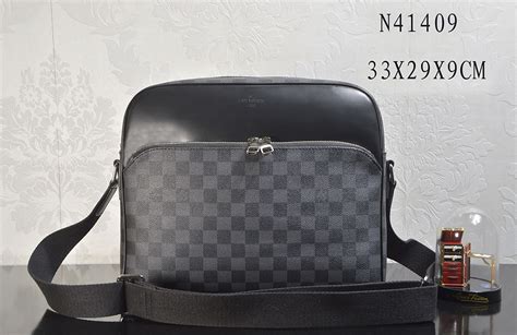 men's lv reporter mm size